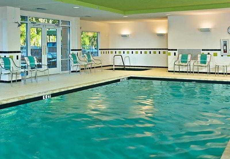 Fairfield Inn & Suites Lake Stadt Einrichtungen foto